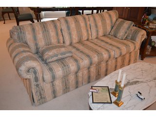 Property photo 43 - IMMACULATE 2 Bedroom, 2 Bath Home Real Estate & Quality Furniture, Household, Antiques & Collectibles - Personal Property Auction